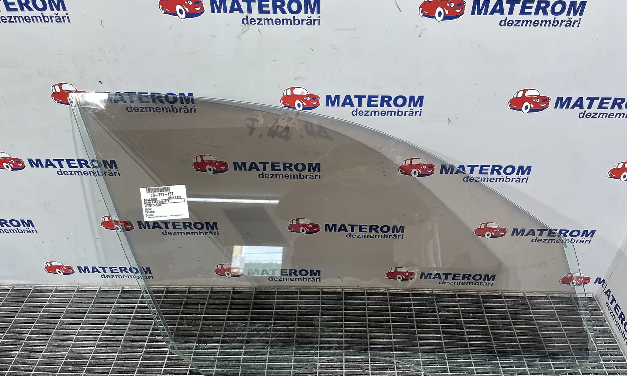 GEAM FATA DREAPTA BMW 1 2011-2019