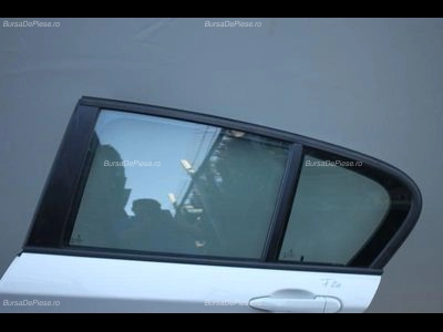 Geam usa culisabil spate BMW 1 2011-2019, vedere frontata