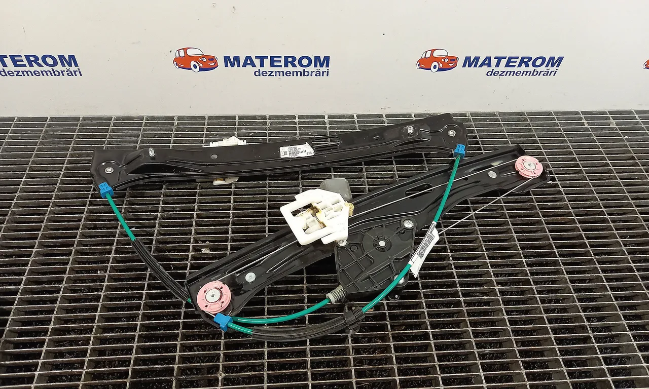 MACARA USA FATA DREAPTA BMW 1 2011-2019