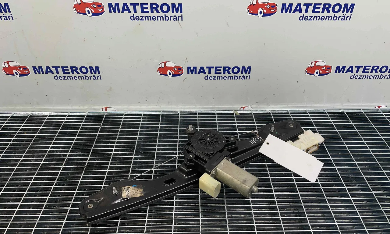 MACARA USA SPATE DREAPTA BMW 1 2011-2019