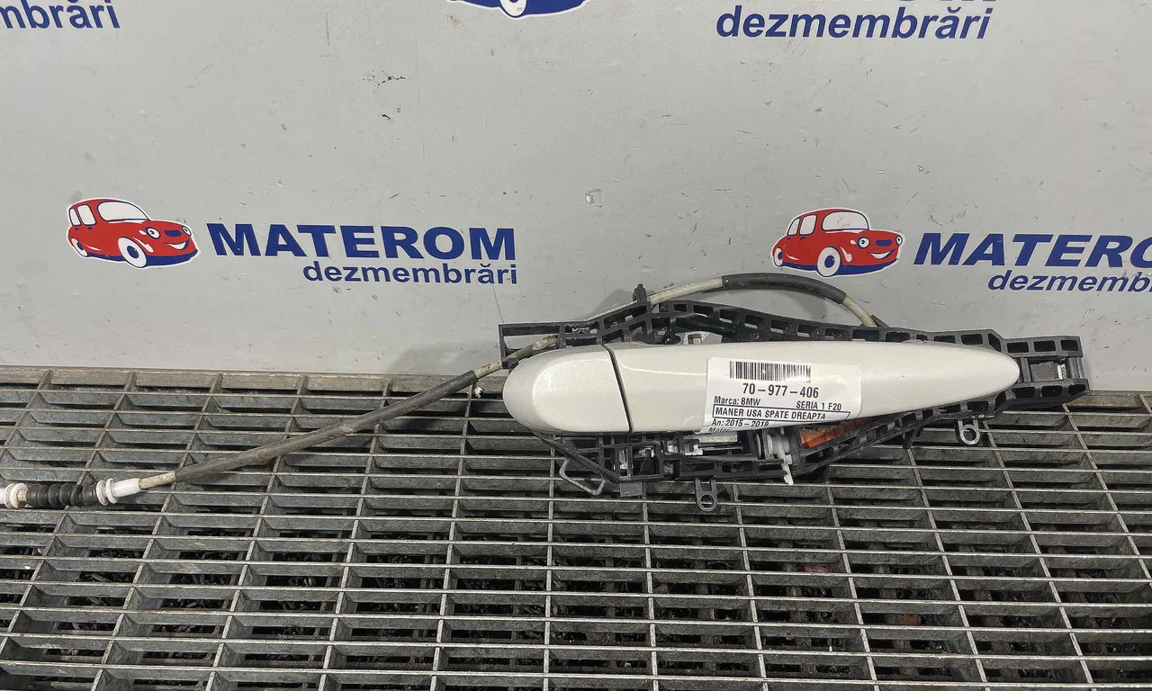 MANER USA SPATE DREAPTA BMW 1 2011-2019