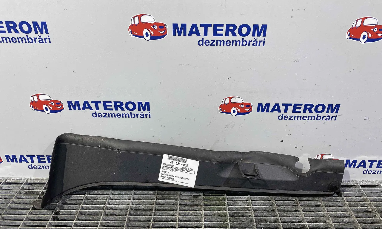 ORNAMENT SUB CAPOTA FATA BMW 1 2011-2019