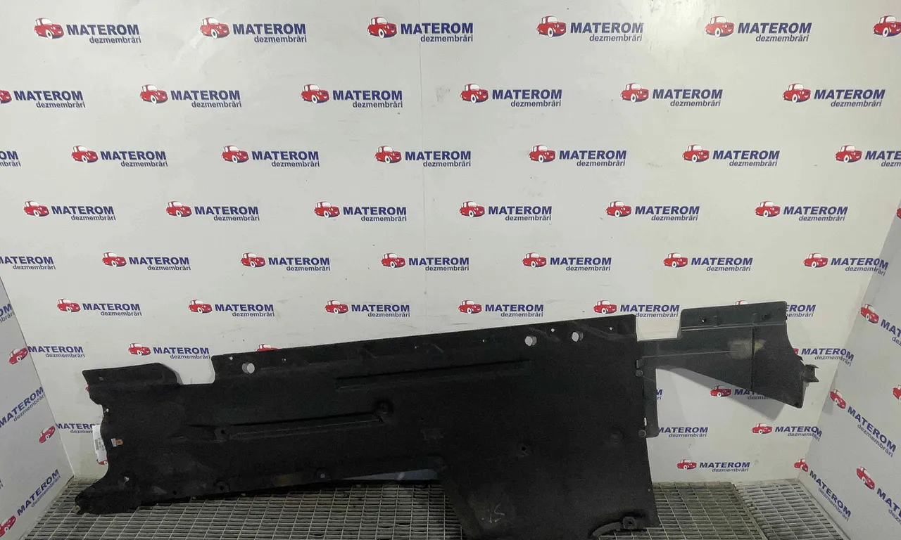 SCUT SUB MASINA BMW 1 2011-2019