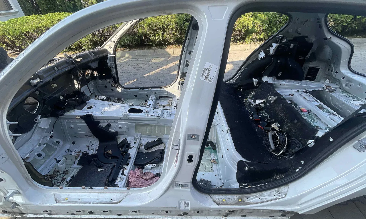 STALP MIJLOC STANGA BMW 1 2011-2019