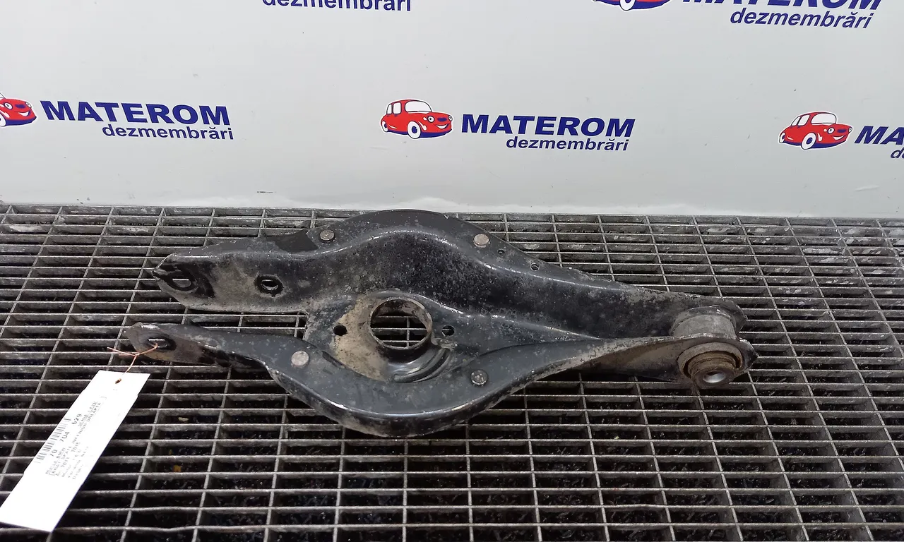 BRAT SPATE INFERIOR DREAPTA BMW 1 2011-2019