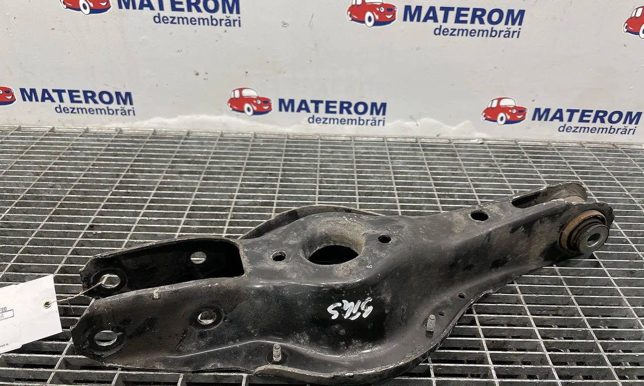 BRAT SPATE INFERIOR STANGA BMW 1 2011-2019
