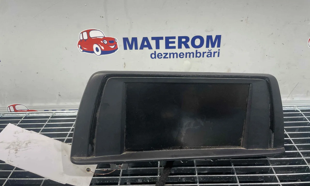 AFISAJ BORD BMW 1 2011-2019