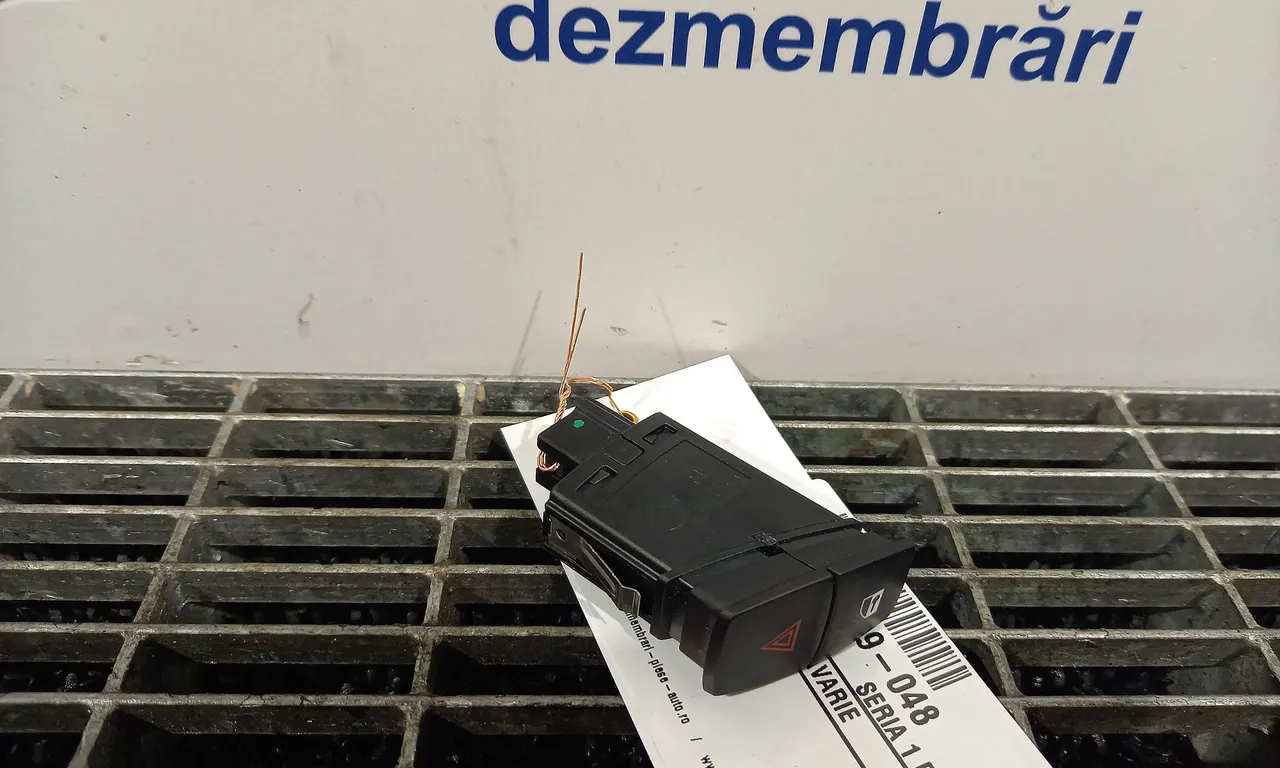 INTRERUPATOR AVARIE BMW 1 2011-2019