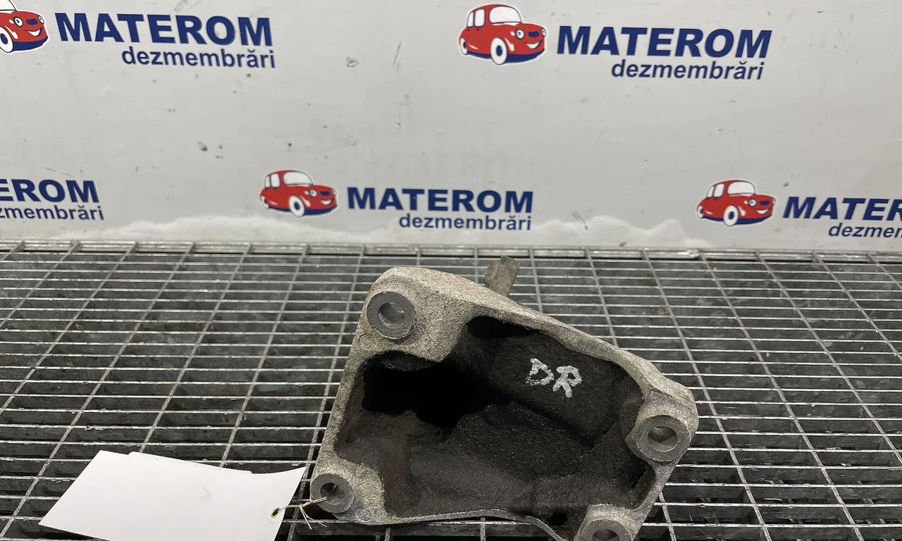 SUPORT MOTOR DREAPTA BMW 1 2011-2019