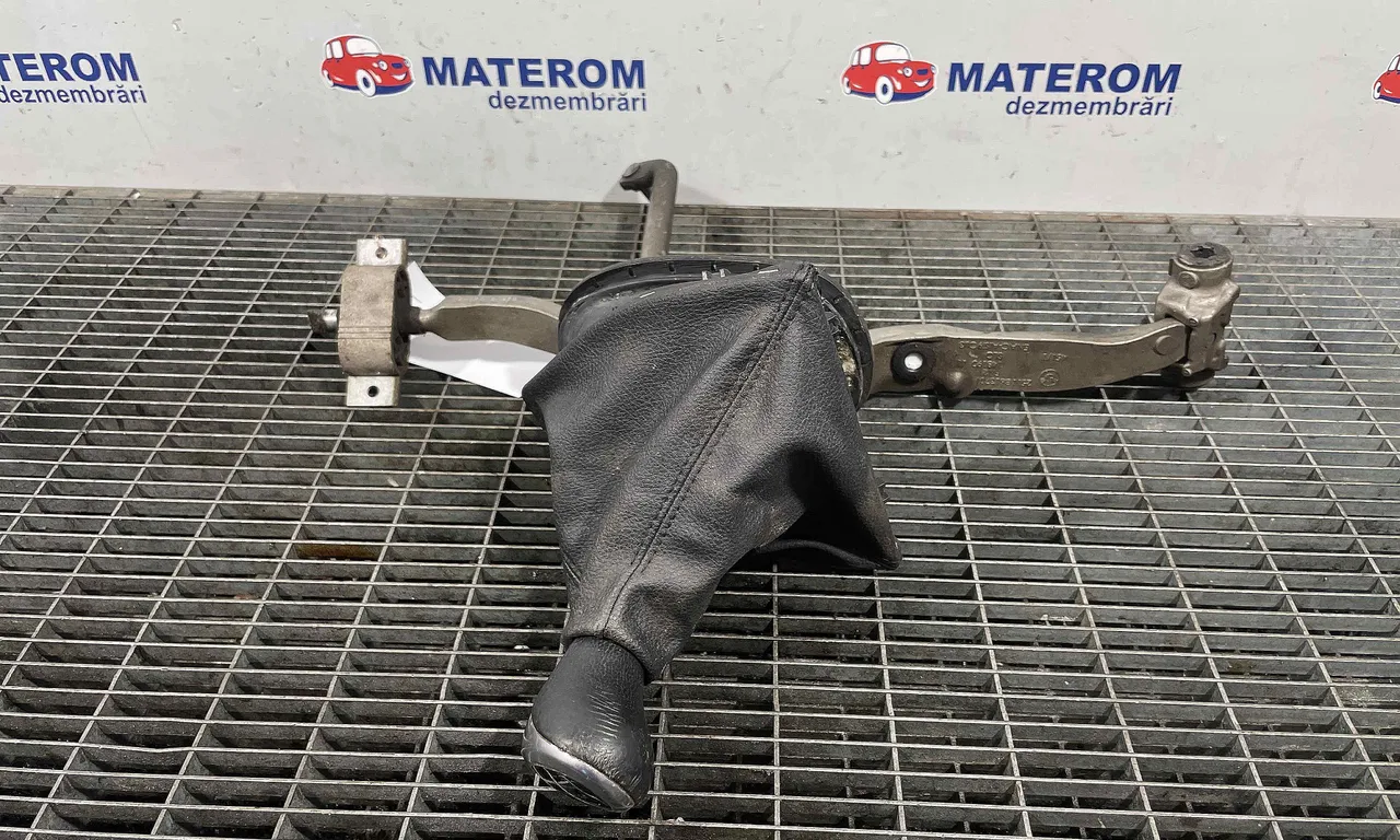 MANETA SCHIMBATOR VITEZE BMW 1 2011-2019