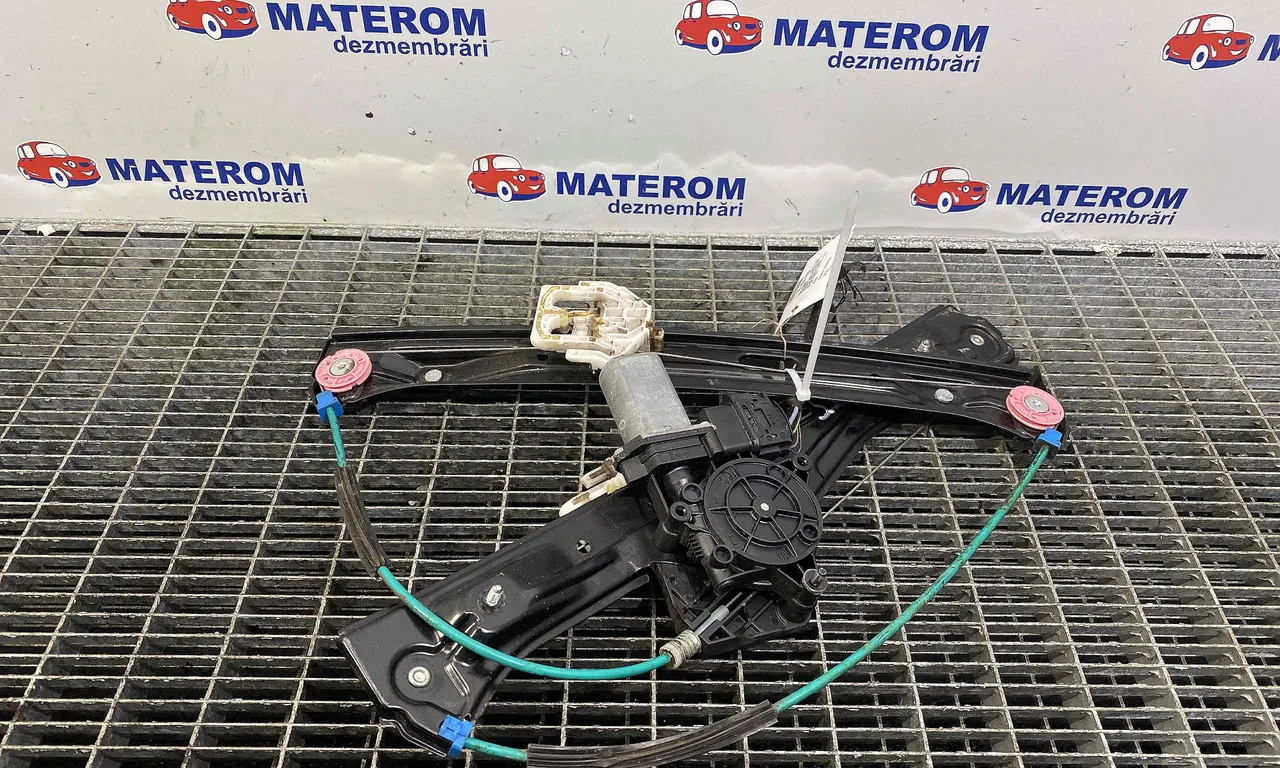 MACARA USA FATA STANGA BMW 1 2011-2019
