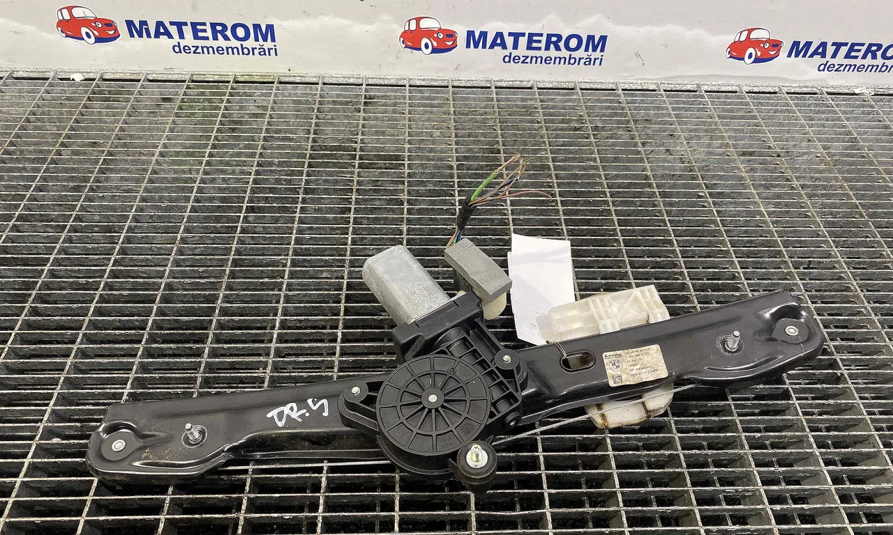 MACARA USA SPATE DREAPTA BMW 1 2011-2019