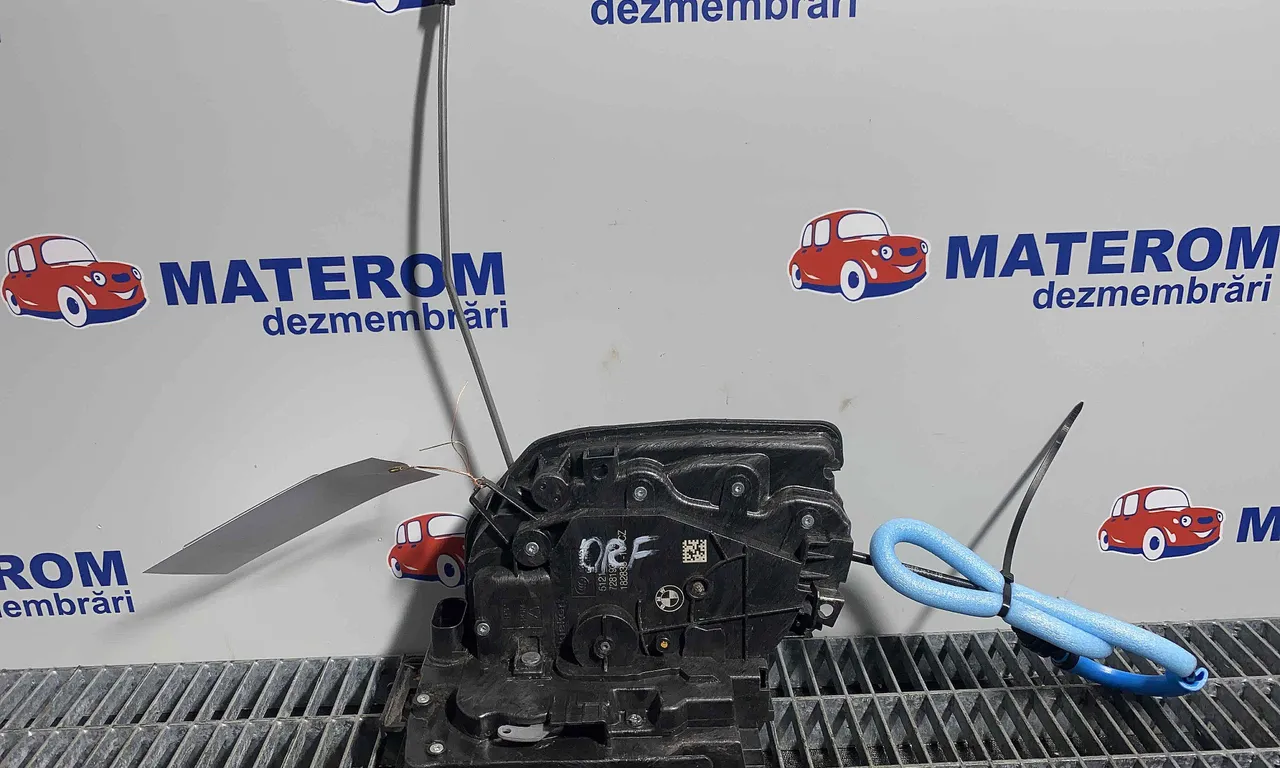INCUIETOARE USA FATA DREAPTA BMW 2 Active 2013-2021