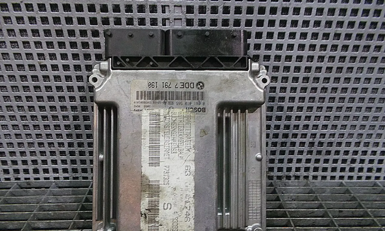 CALCULATOR MOTOR BMW 3 1997-2005