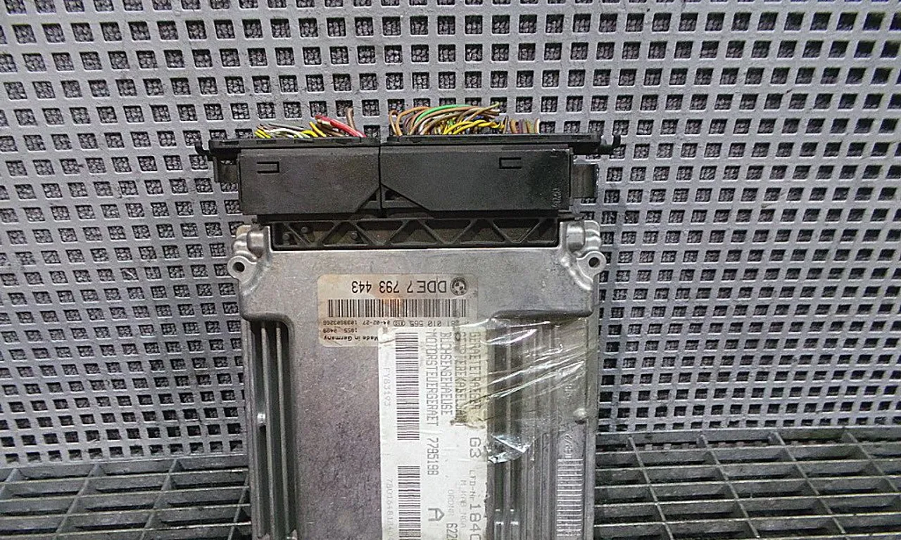 CALCULATOR MOTOR BMW 3 1997-2005