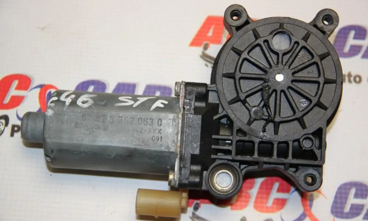 Motoras usa stanga fata BMW 3 1998-2006