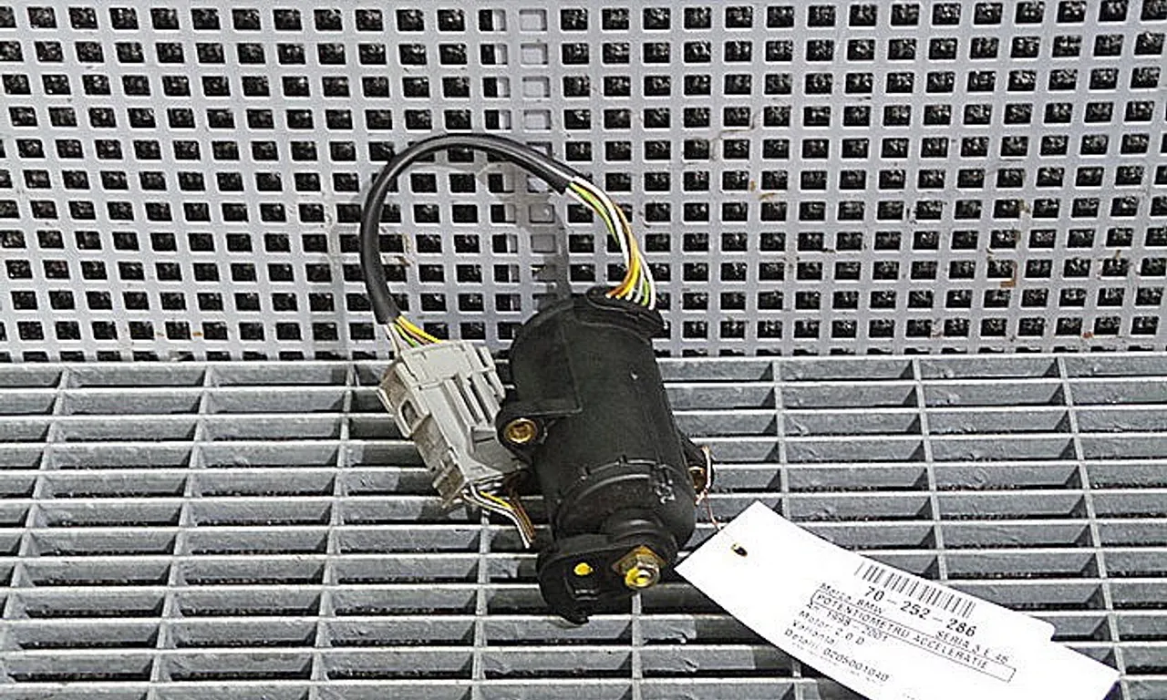 POTENTIOMETRU ACCELERATIE BMW 3 1997-2005