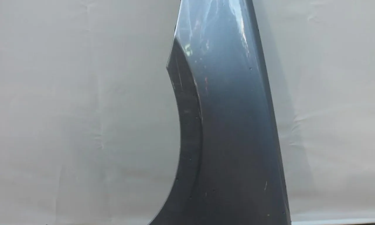 Aripa fata stanga BMW 3 2004-2012