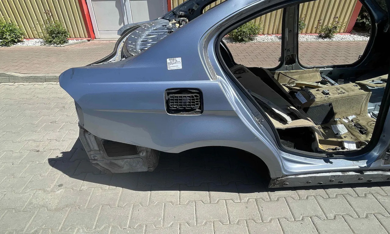 ARIPA SPATE DREAPTA BMW 3 2004-2012