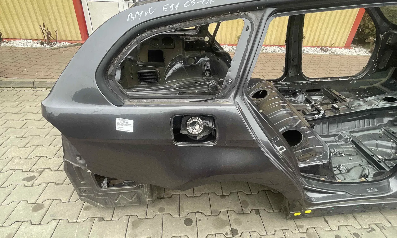 ARIPA SPATE DREAPTA BMW 3 2004-2012