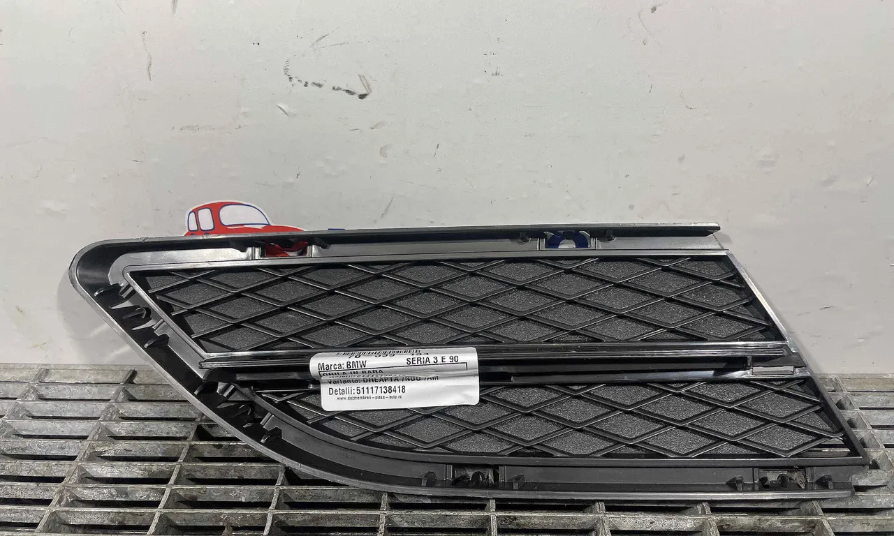GRILA IN BARA BMW 3 2004-2012