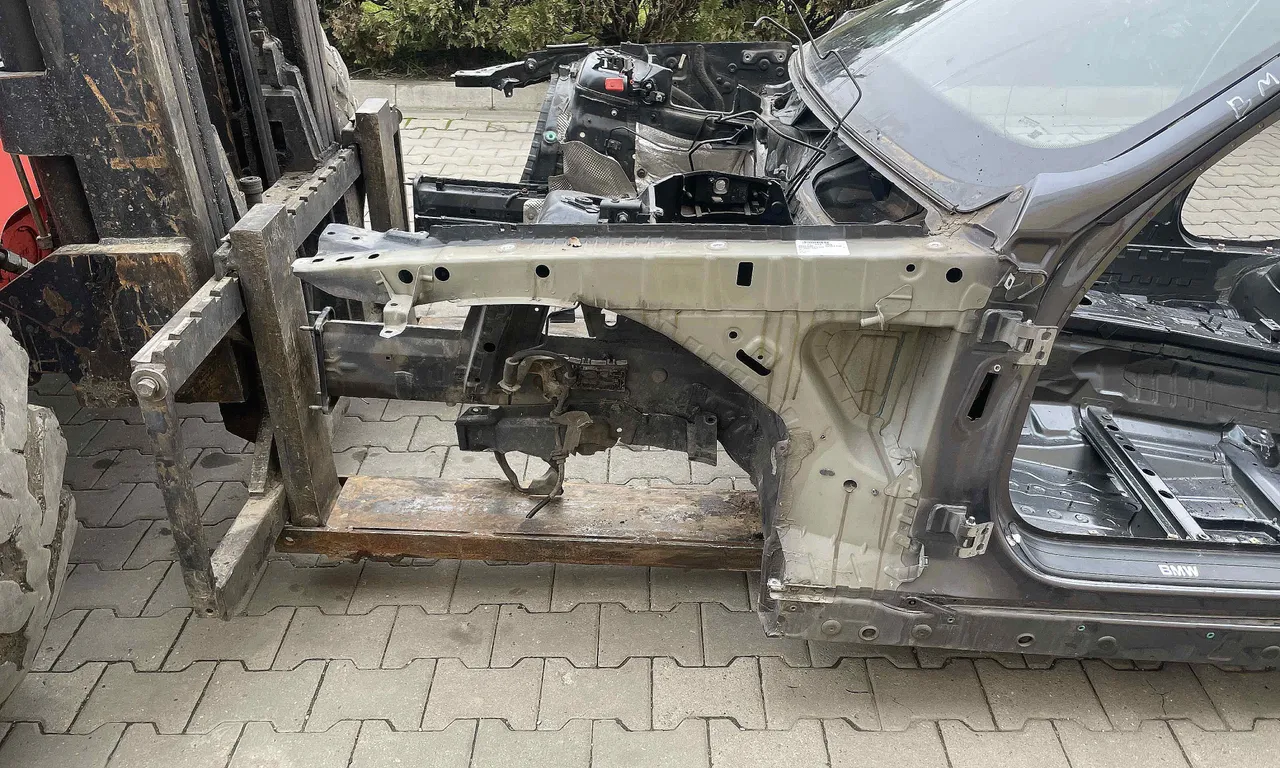 LONJERON STANGA BMW 3 2004-2012