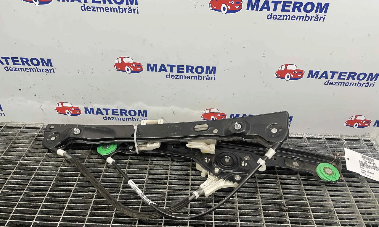 MACARA USA FATA DREAPTA BMW 3 2004-2012