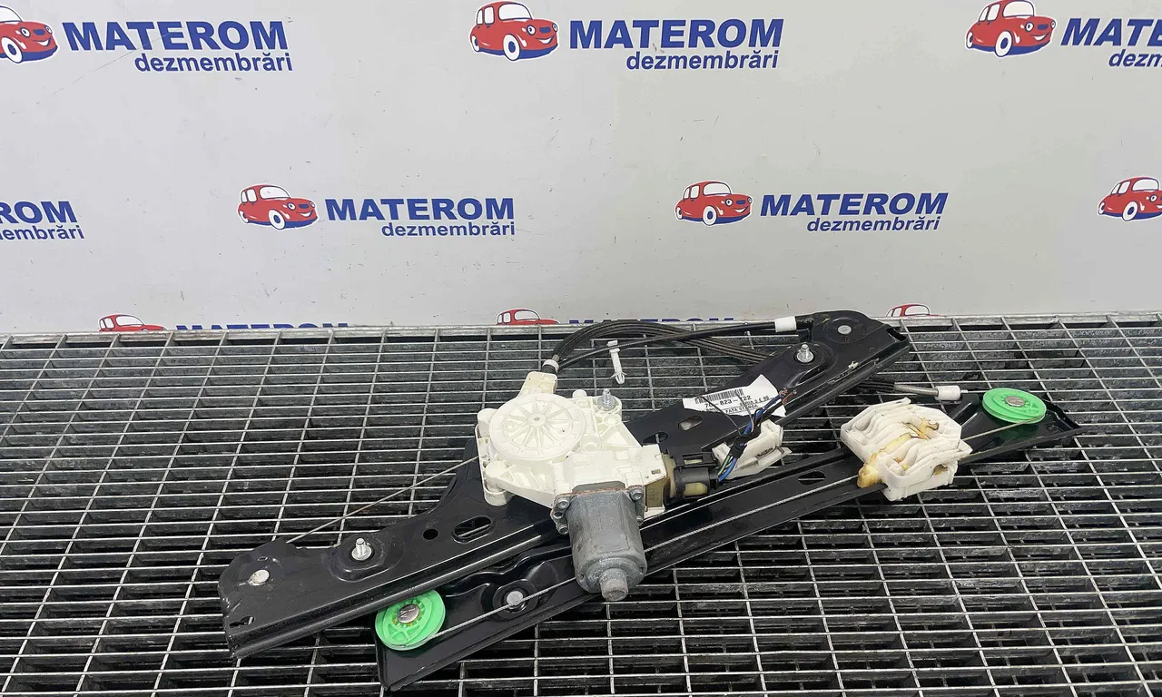 MACARA USA FATA STANGA BMW 3 2004-2012