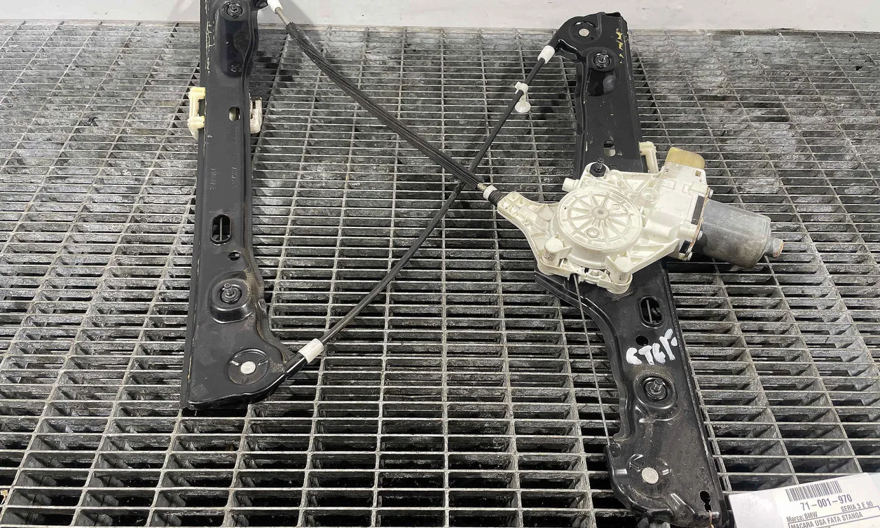 MACARA USA FATA STANGA BMW 3 2004-2012