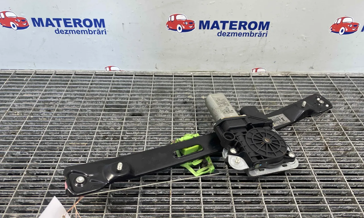 MACARA USA SPATE DREAPTA BMW 3 2004-2012