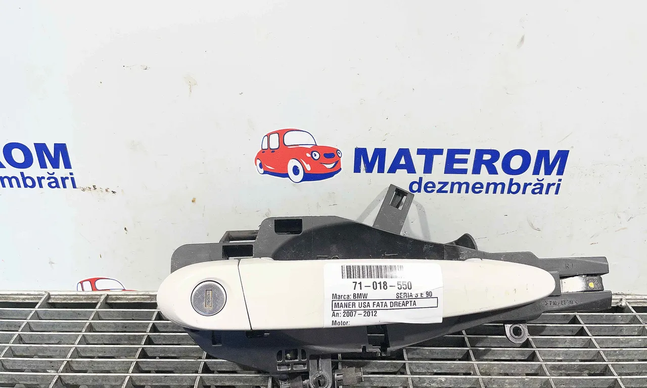 MANER USA FATA DREAPTA BMW 3 2004-2012