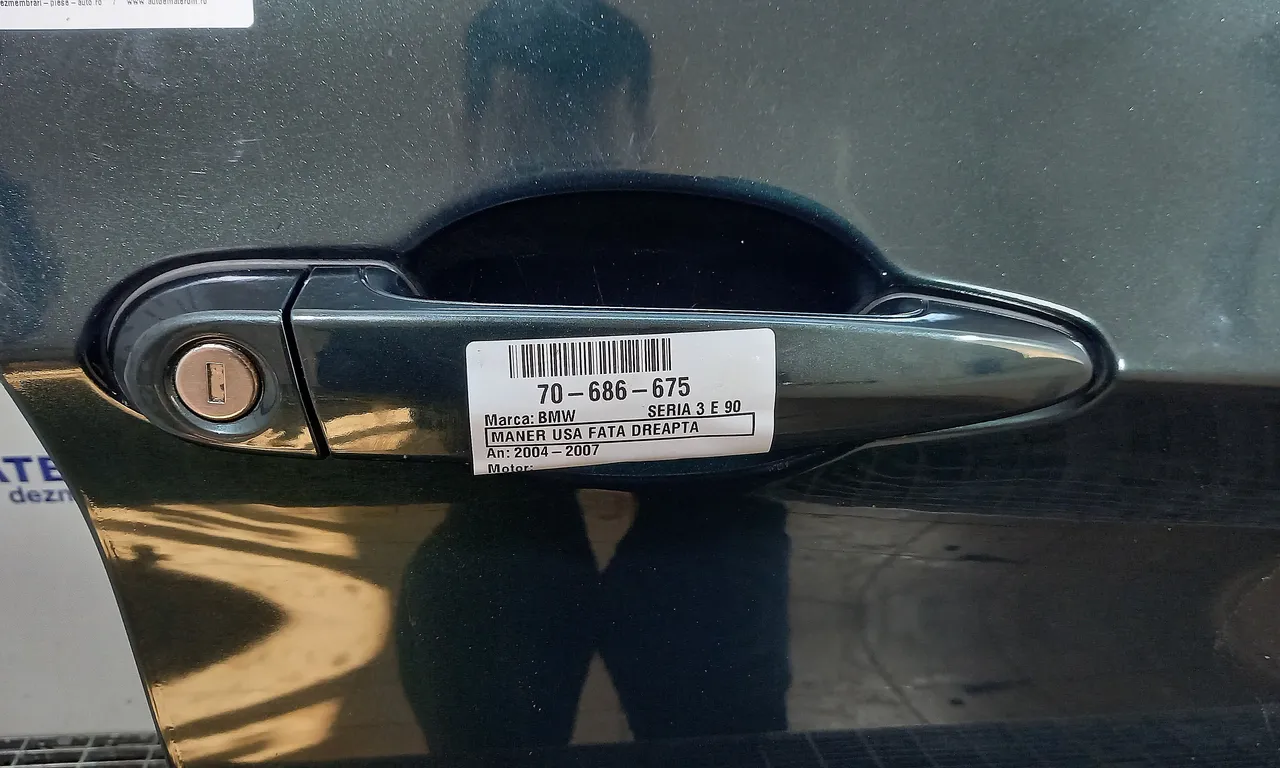 MANER USA FATA DREAPTA BMW 3 2004-2012