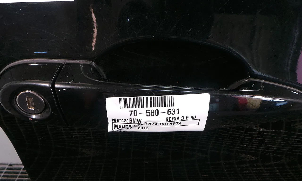 MANER USA FATA DREAPTA BMW 3 2004-2012