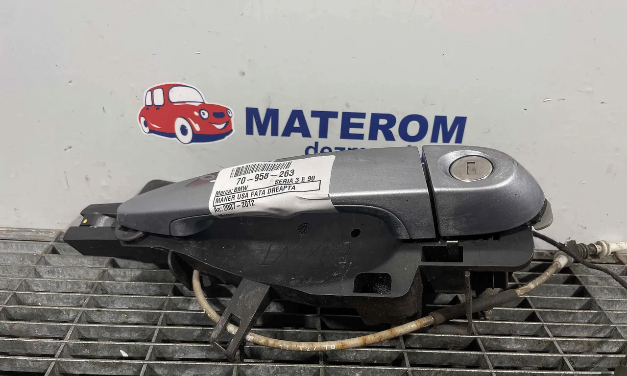 MANER USA FATA DREAPTA BMW 3 2004-2012