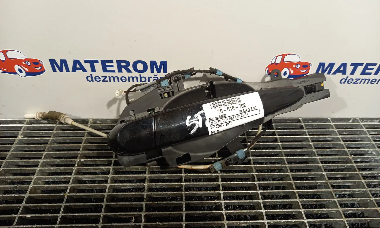 MANER USA FATA STANGA BMW 3 2004-2012