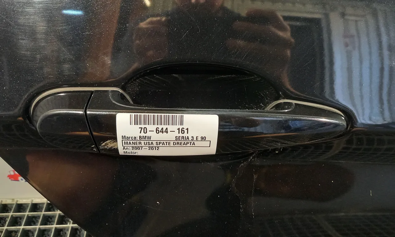 MANER USA SPATE DREAPTA BMW 3 2004-2012
