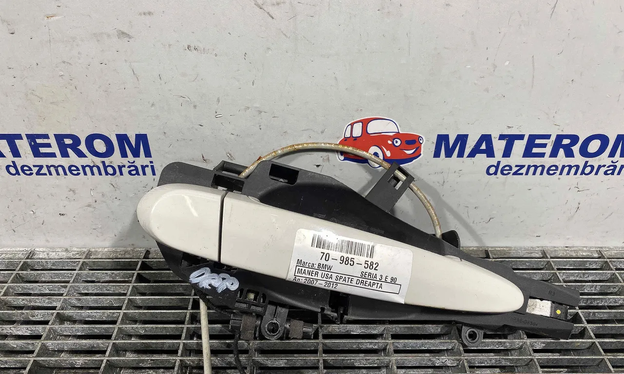MANER USA SPATE DREAPTA BMW 3 2004-2012