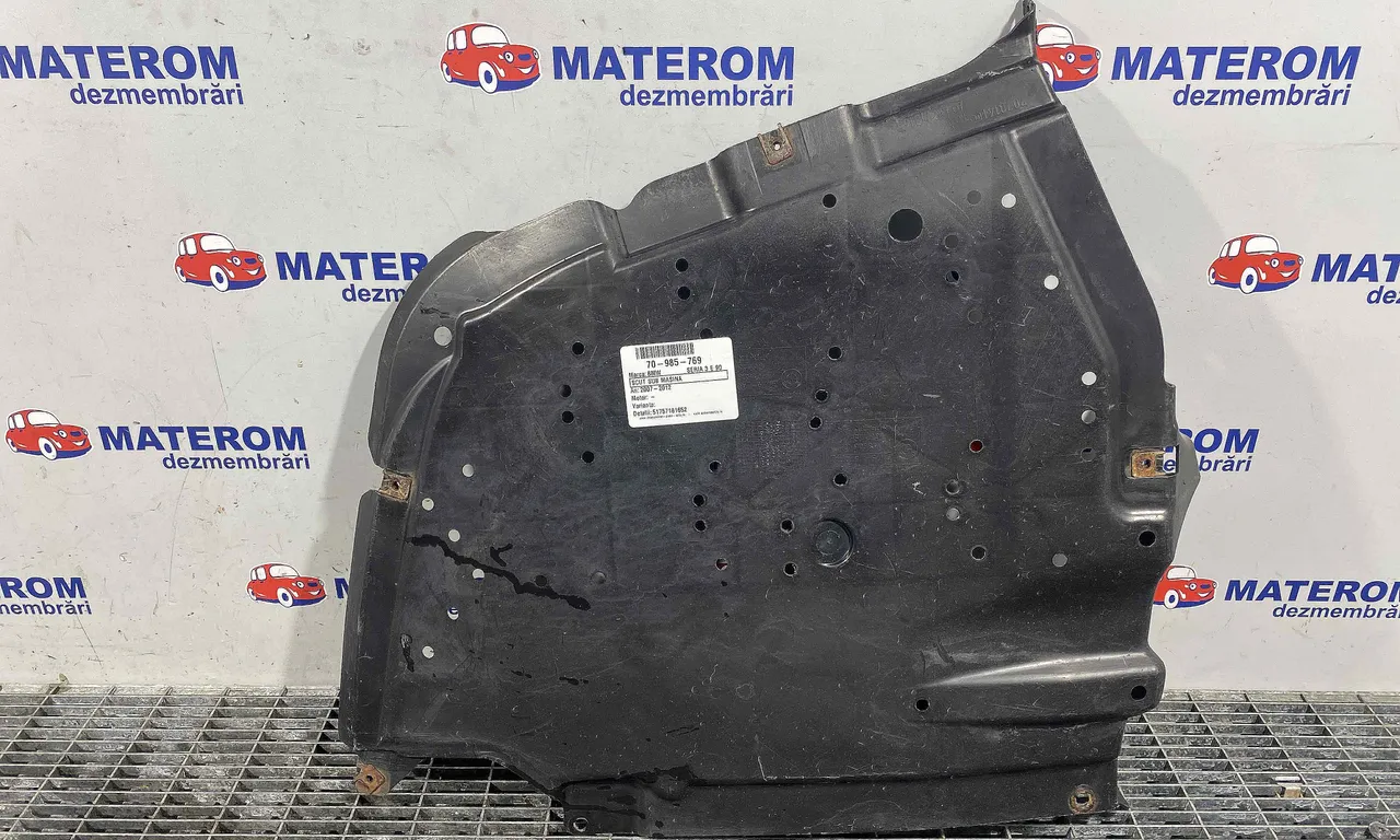 SCUT SUB MASINA BMW 3 2004-2012