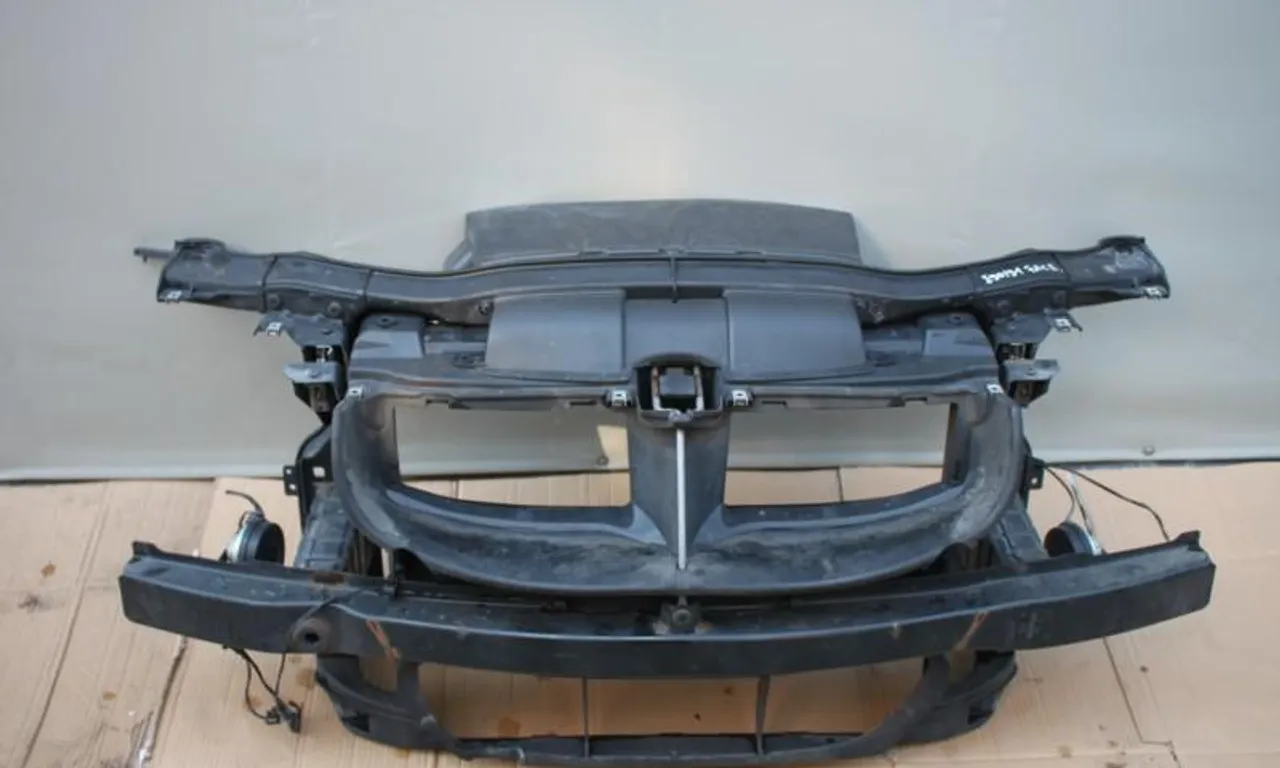 Trager BMW 3 2004-2012