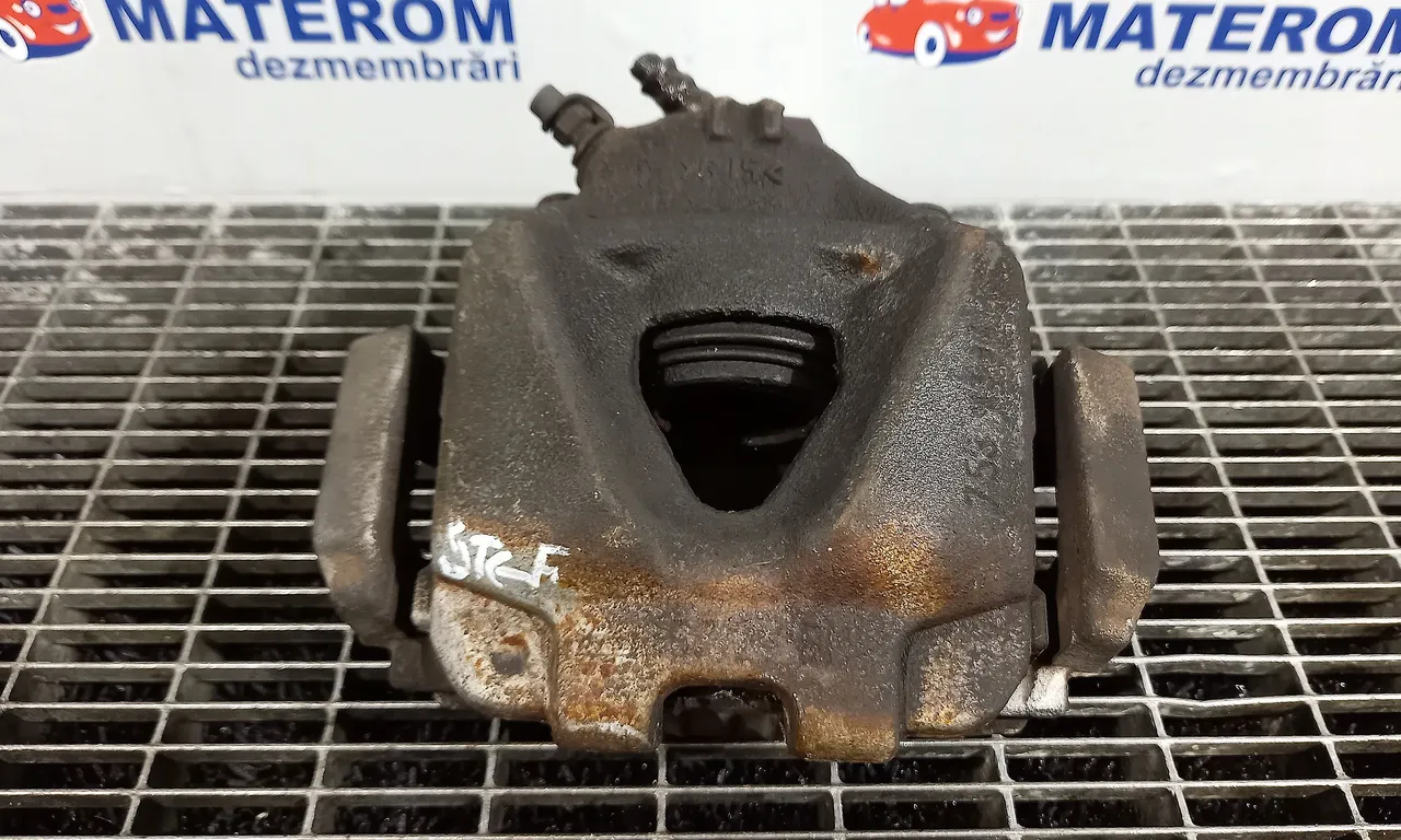 ETRIER FATA STANGA BMW 3 2004-2012