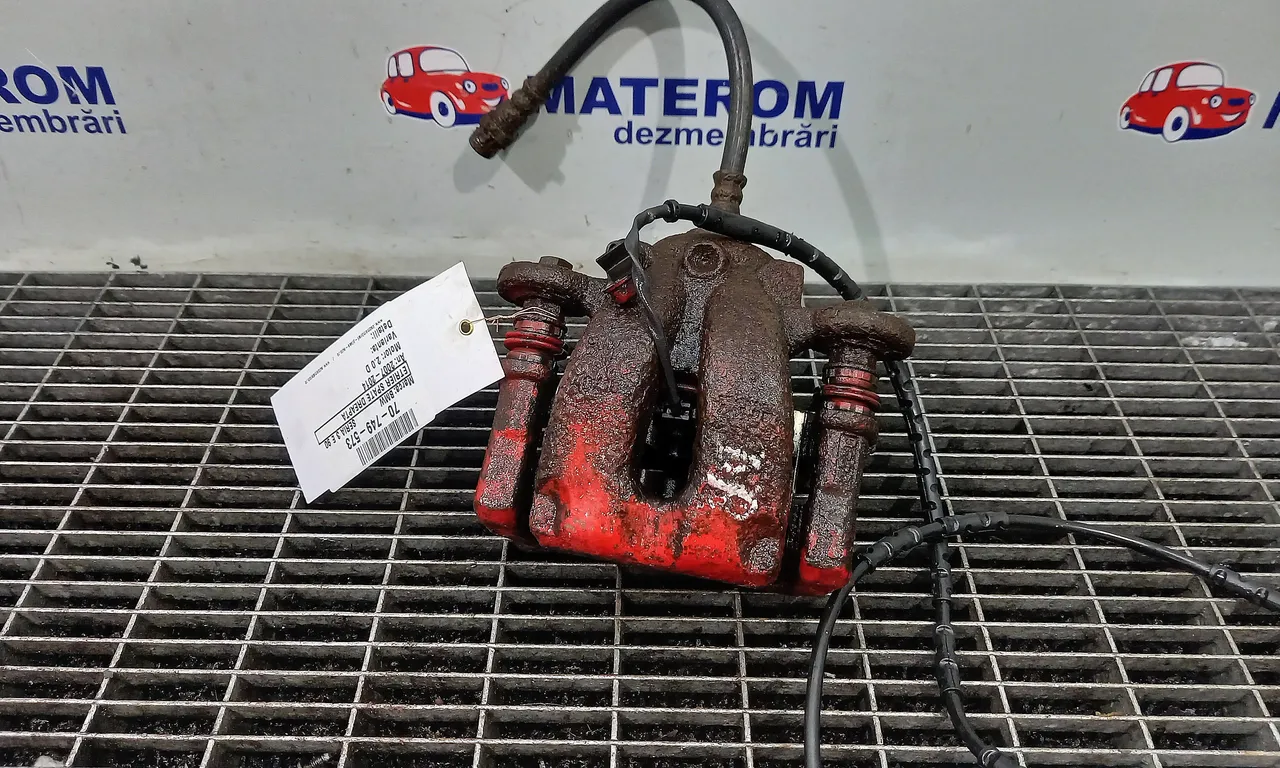 ETRIER SPATE DREAPTA BMW 3 2004-2012