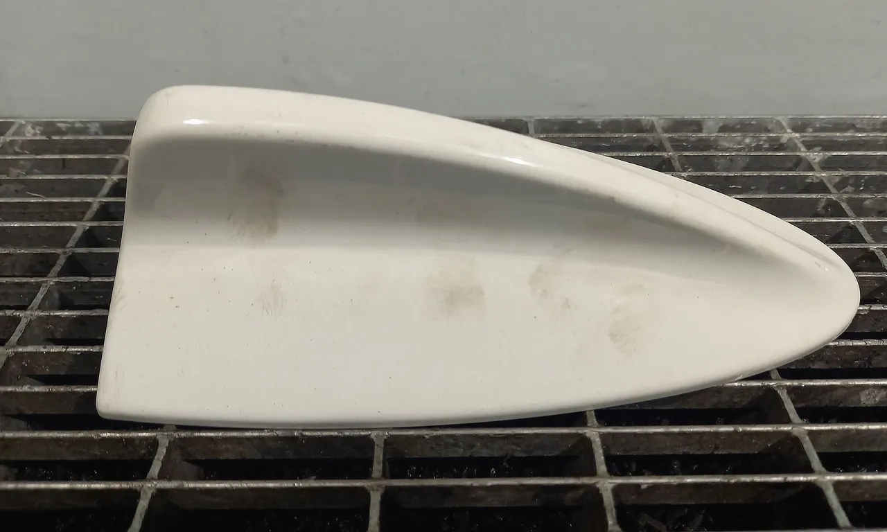 ANTENA BMW 3 2004-2012