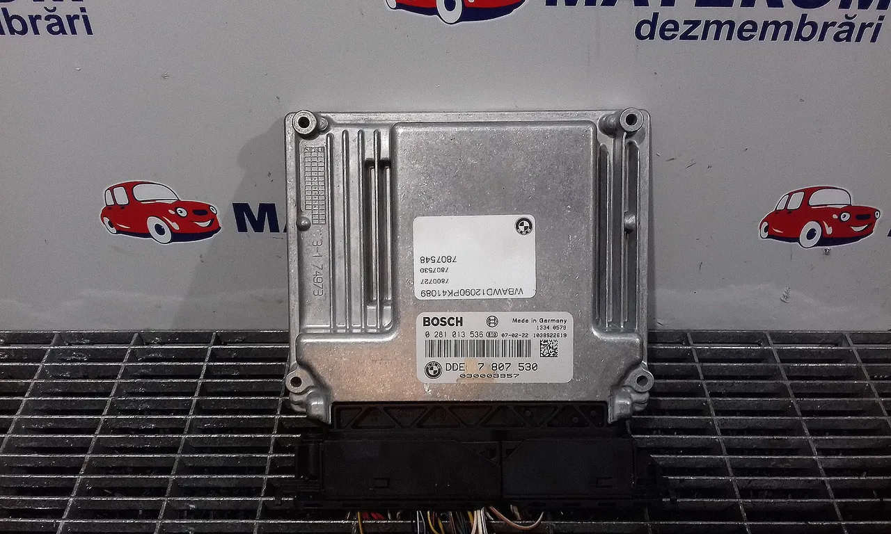 CALCULATOR MOTOR BMW 3 2004-2012
