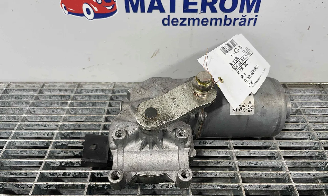 MOTORAS STERGATOR PARBRIZ BMW 3 2004-2012
