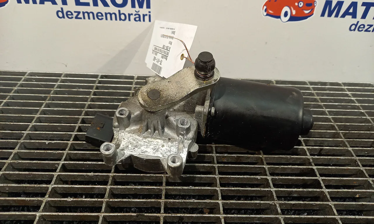 MOTORAS STERGATOR PARBRIZ BMW 3 2004-2012