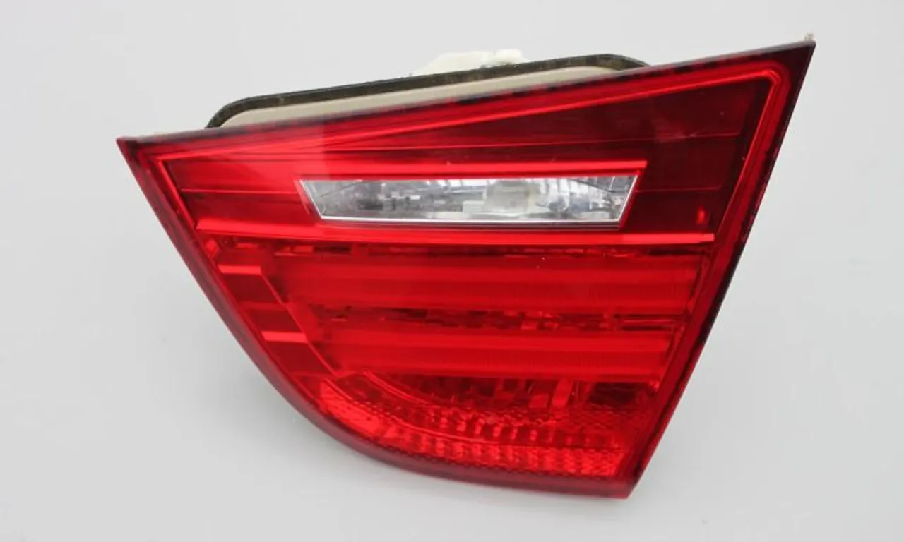 Stop LED capota / portbagaj dreapta BMW 3 2004-2012
