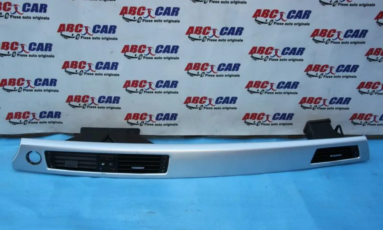 Ornament (trim) plansa bord BMW 3 2004-2012