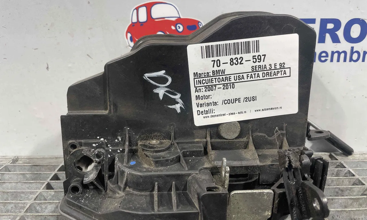 INCUIETOARE USA FATA DREAPTA BMW 3 2004-2012