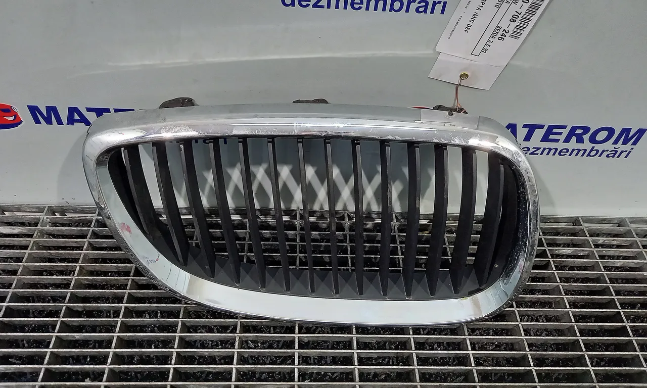GRILA FATA BMW 3 2005-2013