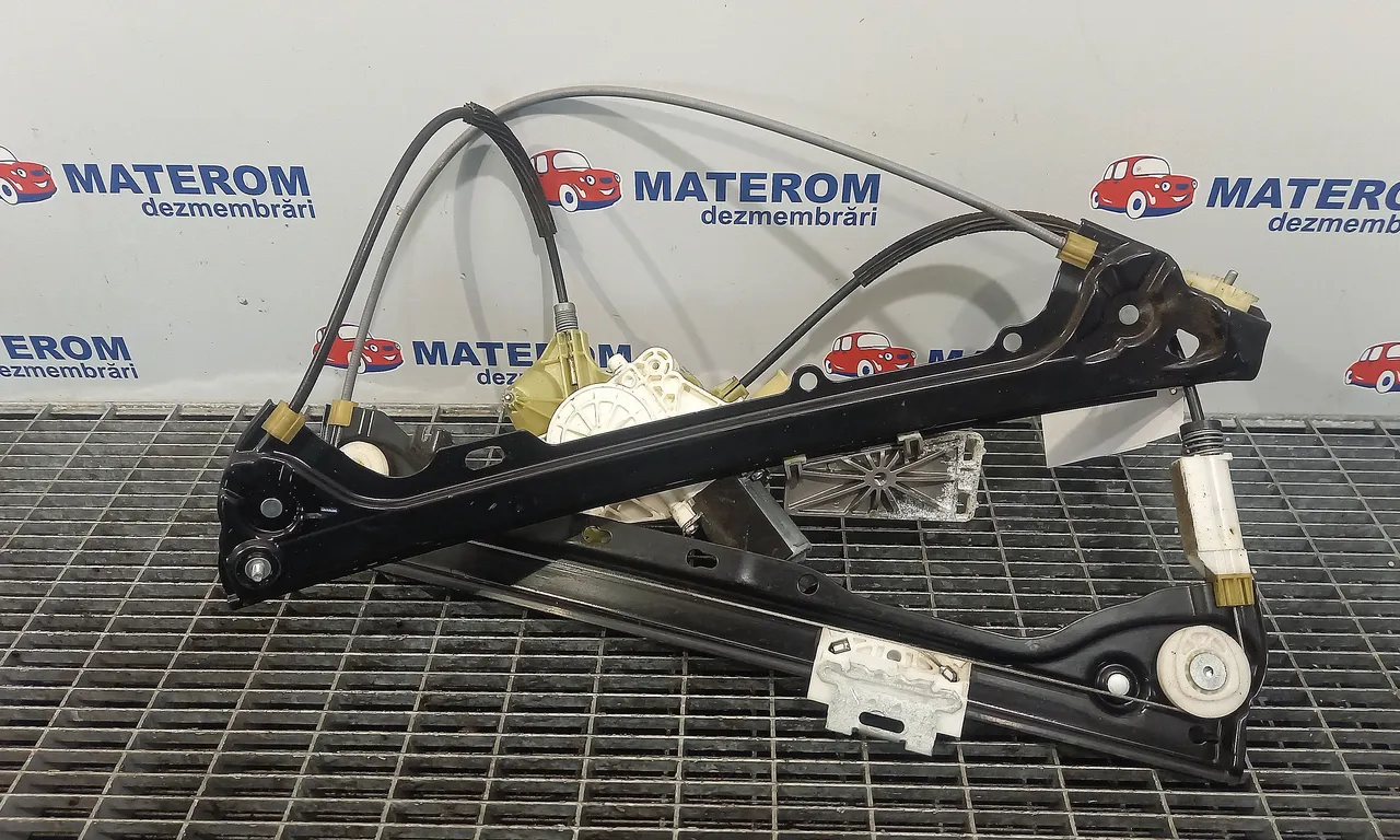 MACARA USA FATA STANGA BMW 3 2005-2013